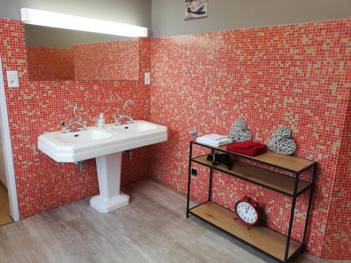 Chez Marlyse-Chambres Et Table D'Hotes Saint-Maurice-sur-Moselle Exterior photo