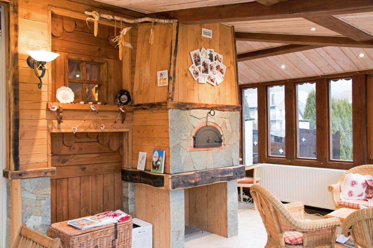 Chez Marlyse-Chambres Et Table D'Hotes Saint-Maurice-sur-Moselle Exterior photo