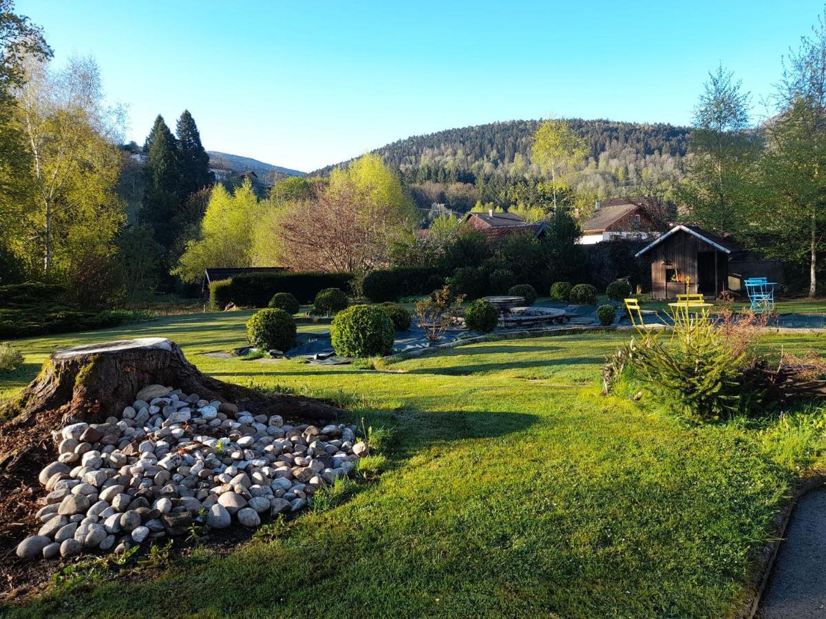 Chez Marlyse-Chambres Et Table D'Hotes Saint-Maurice-sur-Moselle Exterior photo
